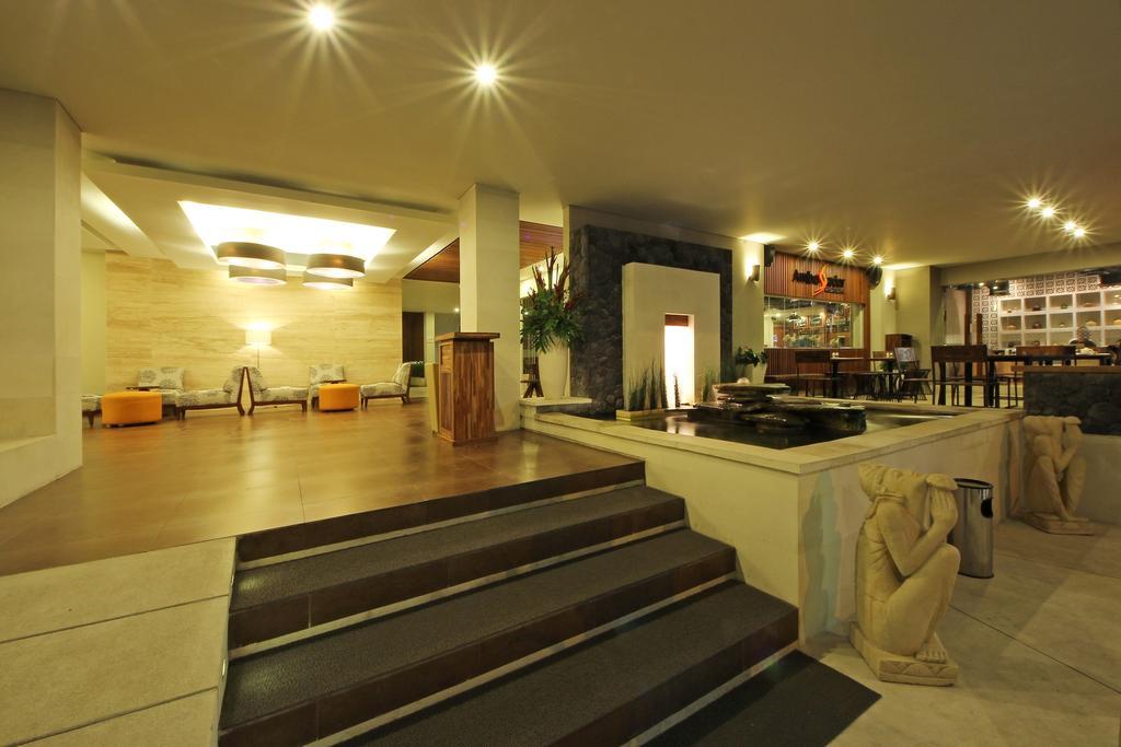 Holiday Inn Express Bali Sunset Road By Ihg Kuta Lombok Eksteriør billede