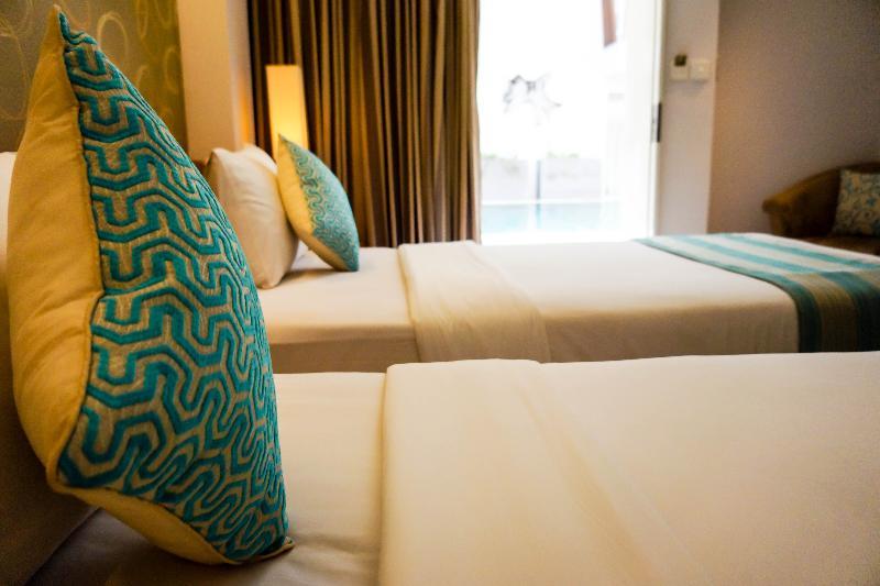 Holiday Inn Express Bali Sunset Road By Ihg Kuta Lombok Eksteriør billede