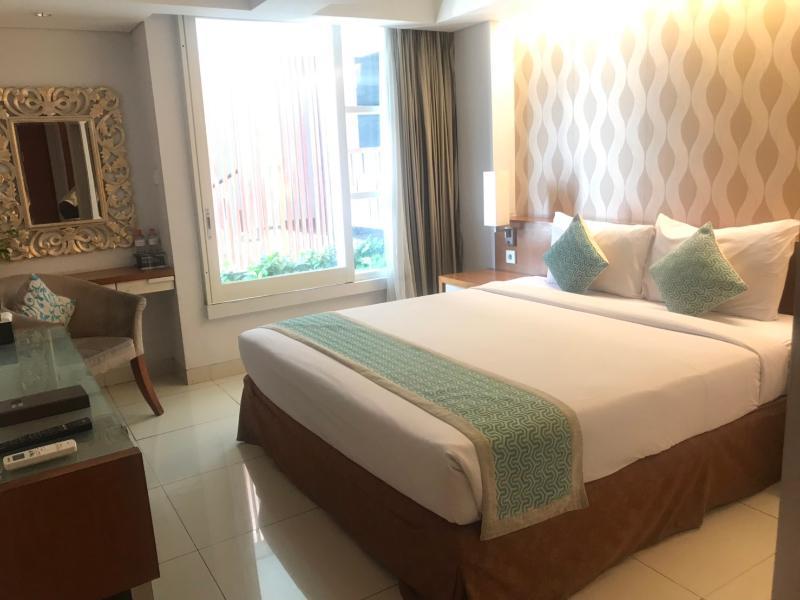 Holiday Inn Express Bali Sunset Road By Ihg Kuta Lombok Eksteriør billede